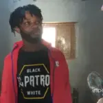 Un inmigrante irregular que trabaja como temporero en Almería: 