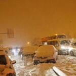 El temporal Kristin irrumpe con fuerza en España: clases suspendidas, conductores atrapados por la nieve y vientos huracanados