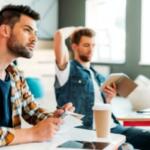 La IA anticipa las cinco carreras universitarias que no deberías estudiar en 2026