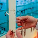 Más de 54.000 menores han solicitado ya la ayuda de 100 euros para gafas y lentillas en el primer mes de vigencia