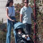 Patricia Pardo y Christian Gálvez se van de escapada familiar junto a su hijo, Luca, y la madre de la periodista