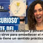 Infiltrada entre azulejos y pinceles: